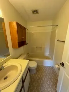 $2,350 | 181 Littleton Road, Unit 236, Chelmsford, MA 01824