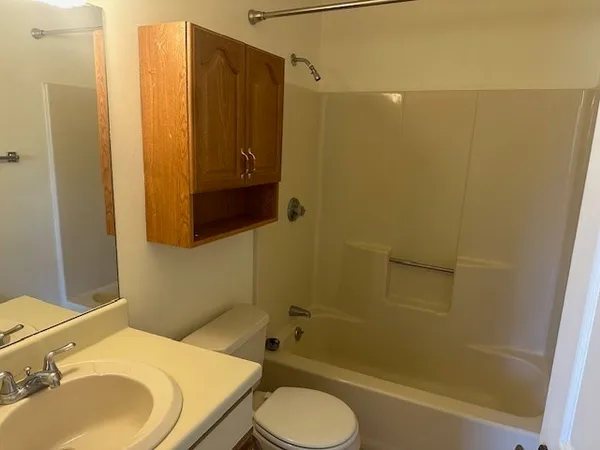 $2,350 | 181 Littleton Road, Unit 236, Chelmsford, MA 01824