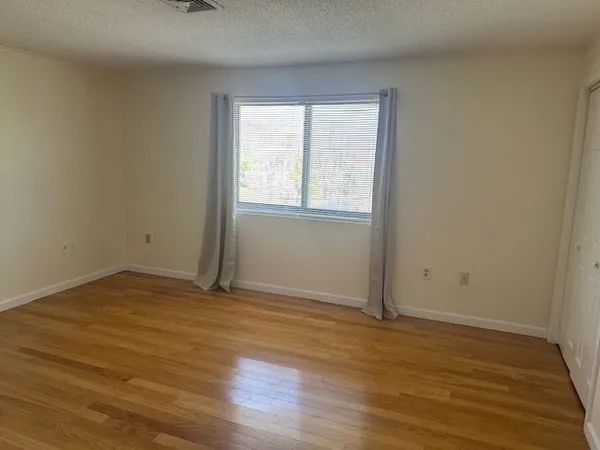 $2,350 | 181 Littleton Road, Unit 236, Chelmsford, MA 01824