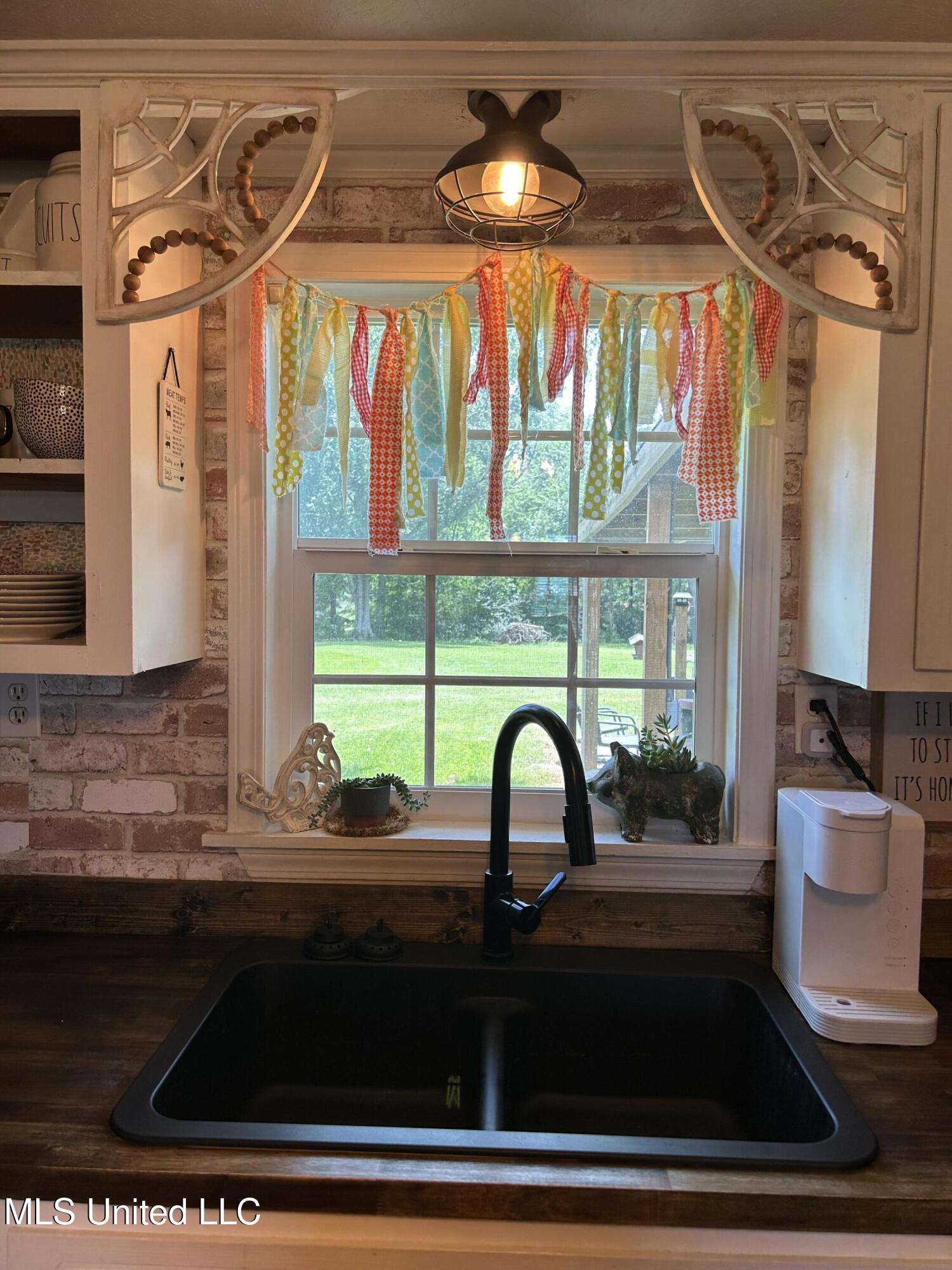 3048 Georgetown Street Hazlehurst, MS 39083 - Photo 17 of 34 IMG_6872