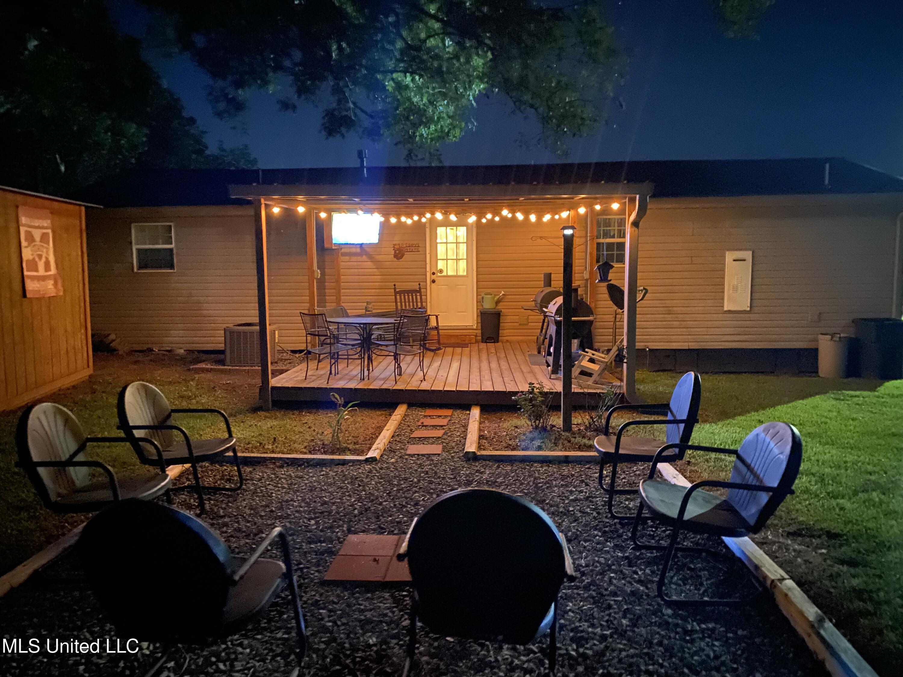 3048 Georgetown Street Hazlehurst, MS 39083 - Photo 24 of 34 IMG_8259