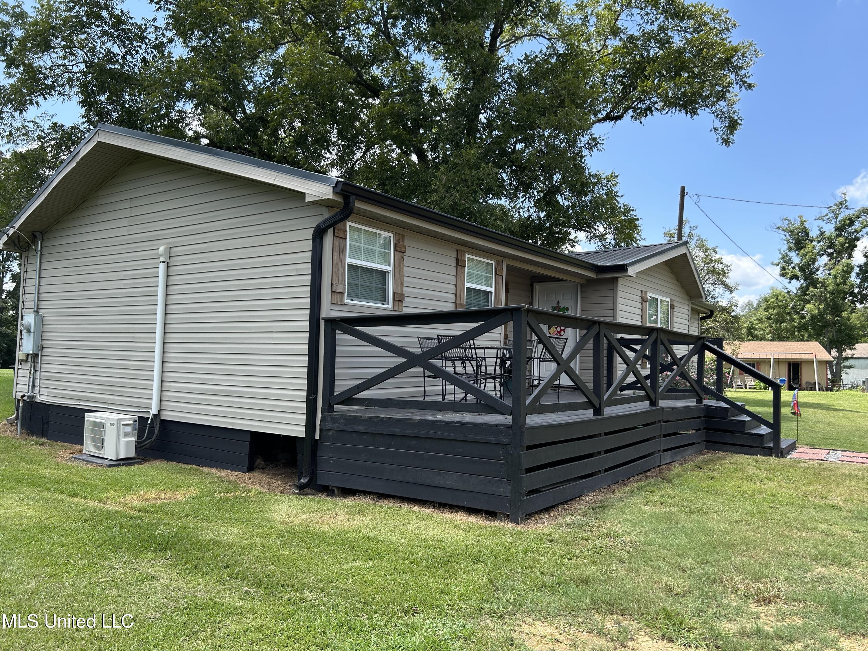 3048 Georgetown Street Hazlehurst, MS 39083 - Photo 28 of 34 IMG_6849