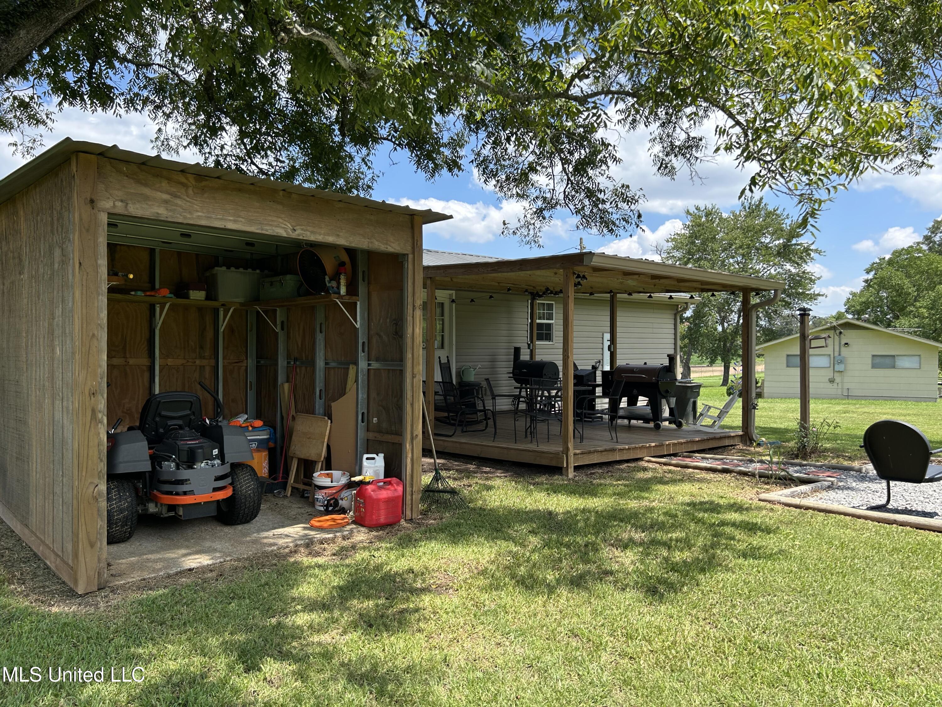 3048 Georgetown Street Hazlehurst, MS 39083 - Photo 31 of 34 IMG_6843