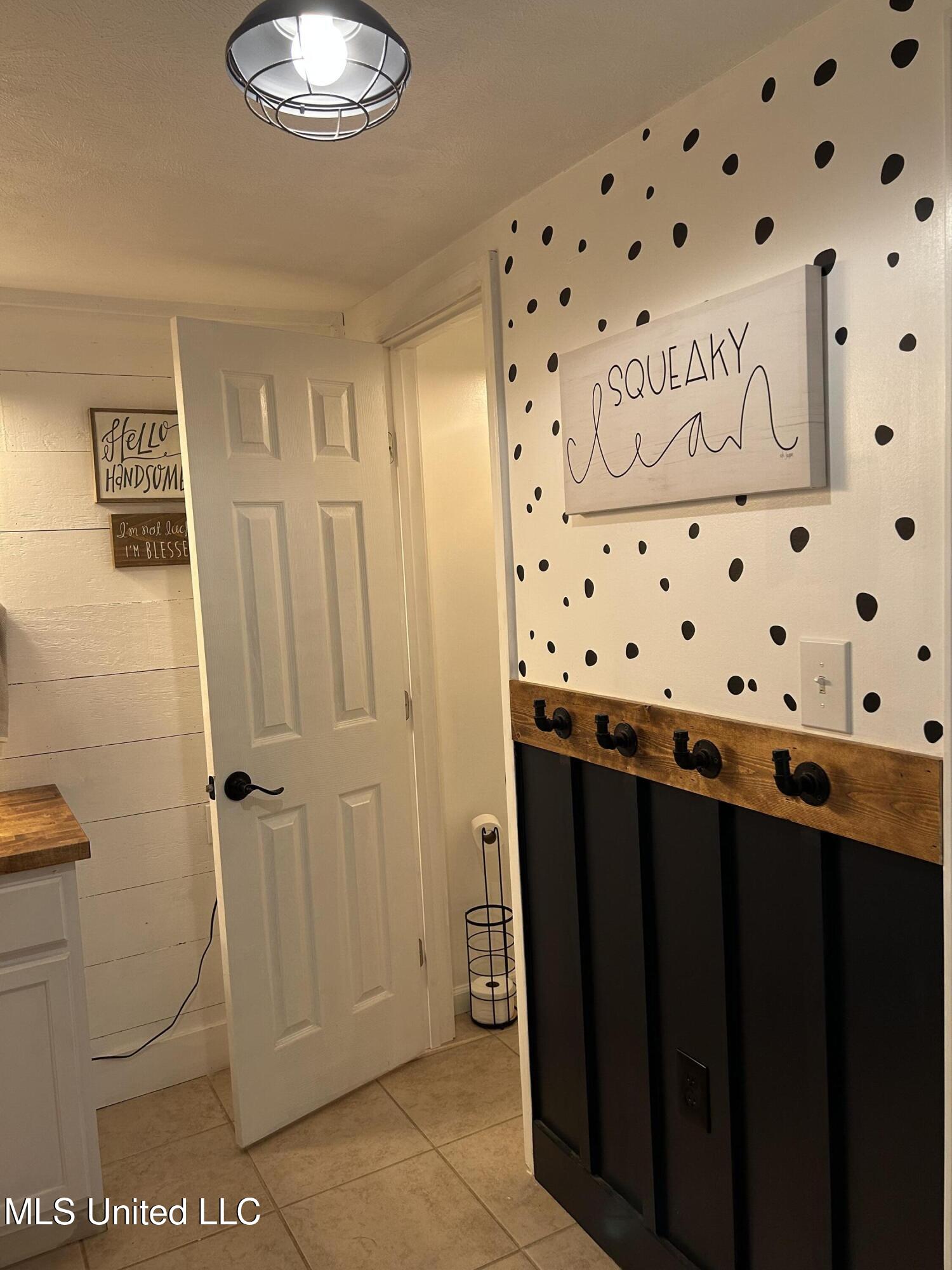 3048 Georgetown Street Hazlehurst, MS 39083 - Photo 7 of 34 IMG_6864