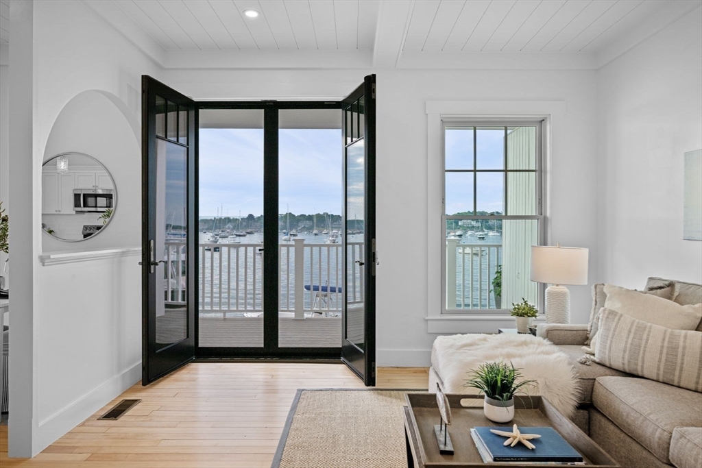 95 Front Street, Unit 1 Marblehead, MA 01945 - Photo 12 of 28