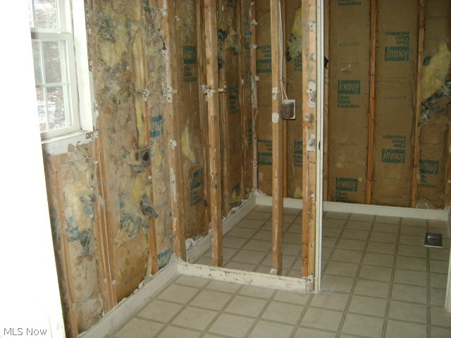 713 Timbercreek Road Northfield, OH 44067 - Photo 7 of 13 Gallery Image 7