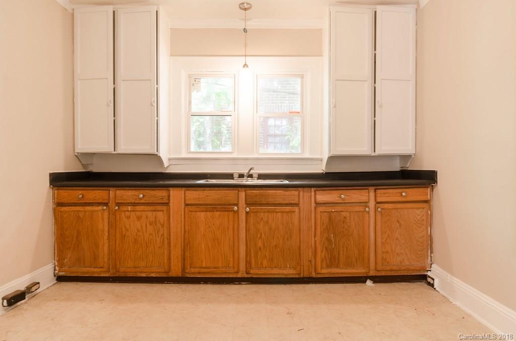 1228 Effingham Road Charlotte, NC 28208 - Photo 11 of 18