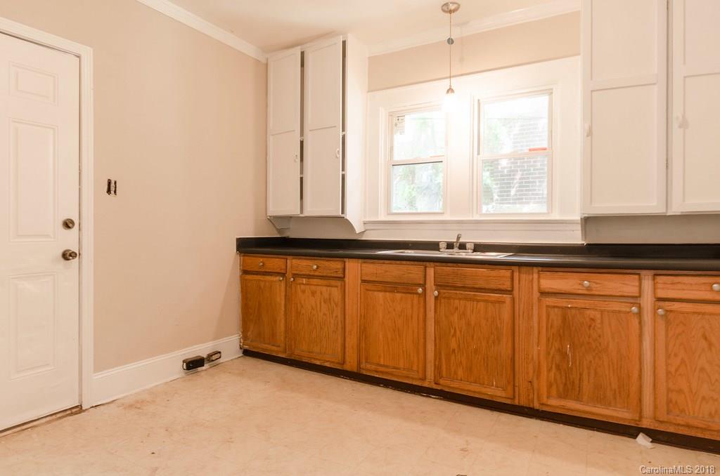 1228 Effingham Road Charlotte, NC 28208 - Photo 12 of 18