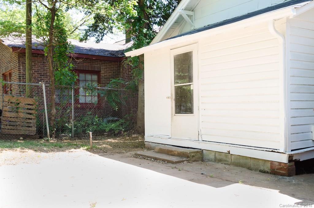 1228 Effingham Road Charlotte, NC 28208 - Photo 14 of 18