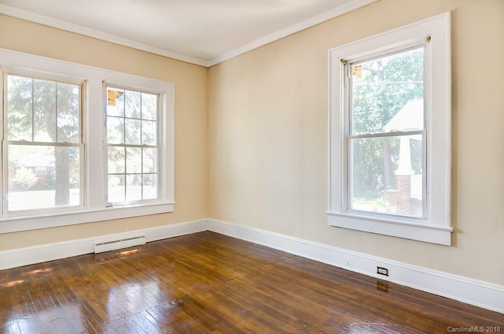 1228 Effingham Road Charlotte, NC 28208 - Photo 5 of 18