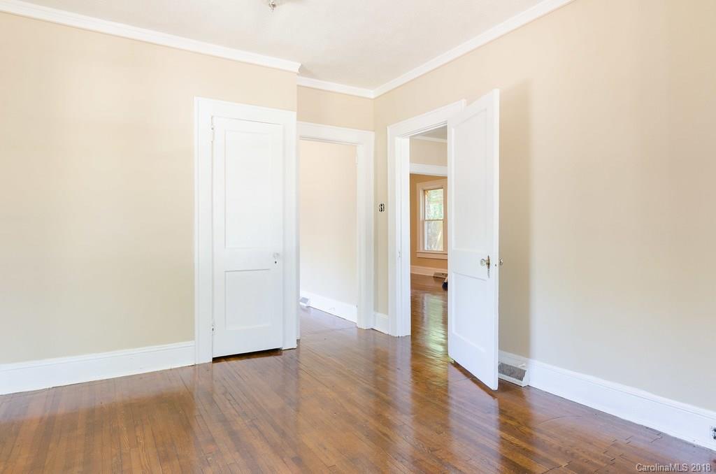 1228 Effingham Road Charlotte, NC 28208 - Photo 7 of 18