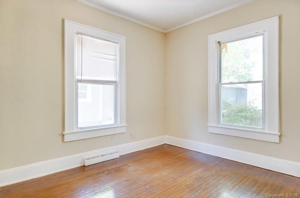 1228 Effingham Road Charlotte, NC 28208 - Photo 10 of 18
