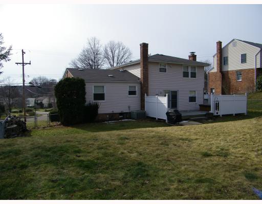 1981 Carriage Hill Road Allison Park, PA 15101 - Photo 15 of 18 Exterior Back.