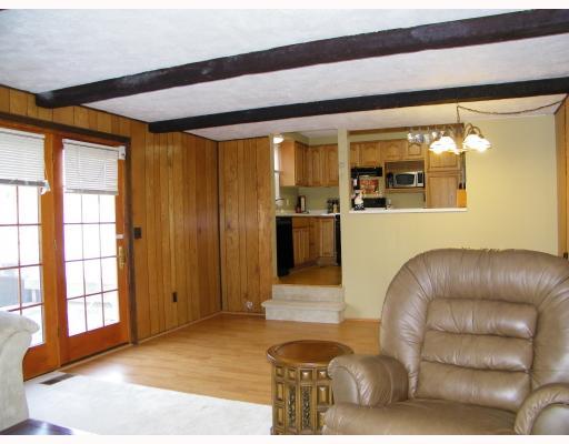 1981 Carriage Hill Road Allison Park, PA 15101 - Photo 7 of 18 Den/Family/Great Room. Breakfast area between Family Room and Kitchen.