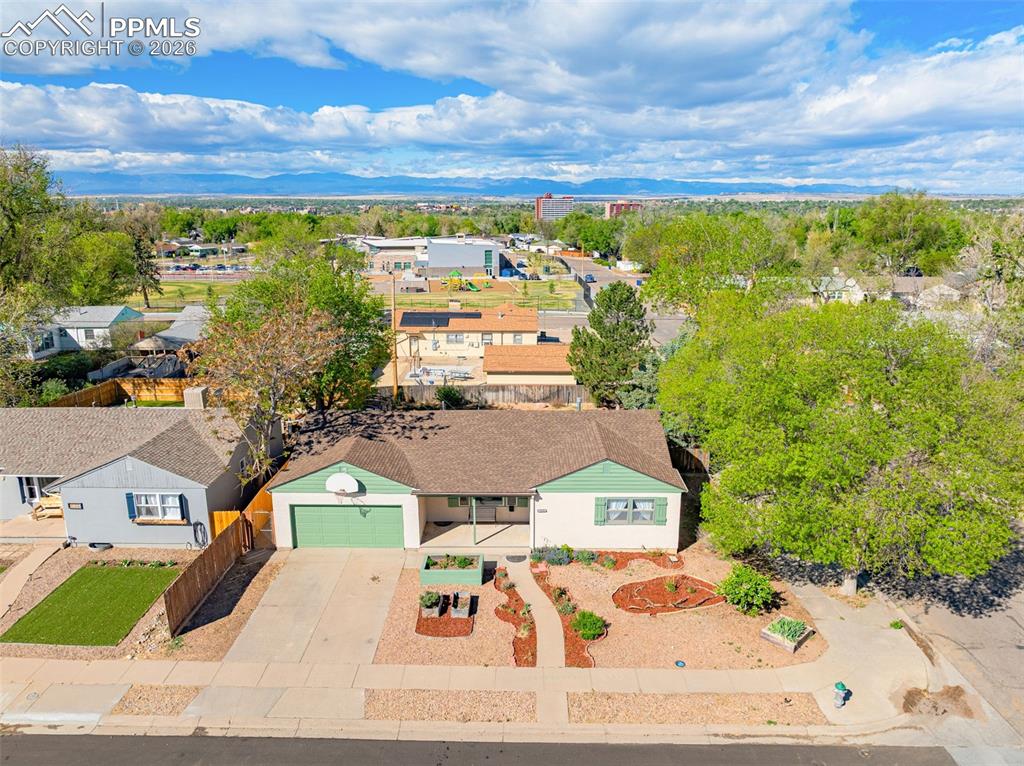 1535 Lexington Road Pueblo, CO 81001 - Photo 2 of 44
