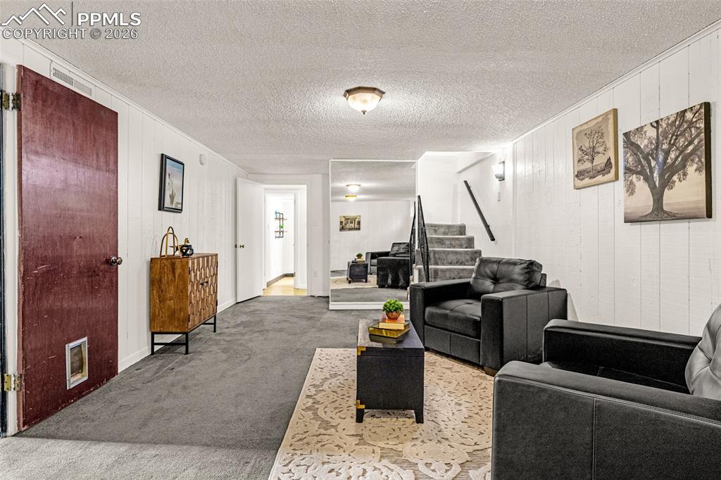 1535 Lexington Road Pueblo, CO 81001 - Photo 25 of 44