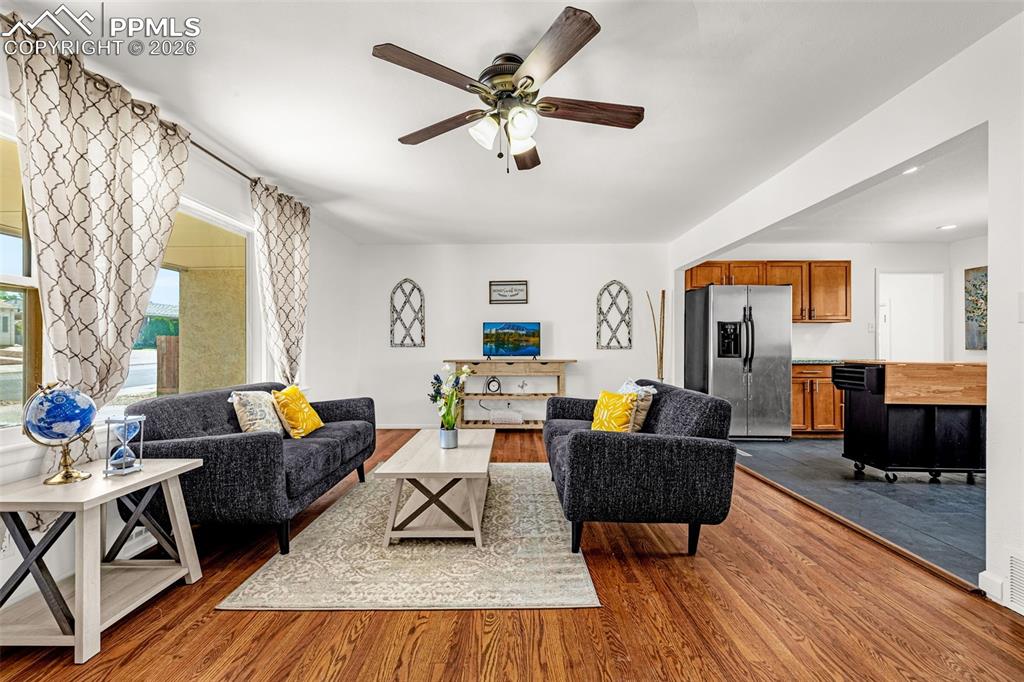 1535 Lexington Road Pueblo, CO 81001 - Photo 4 of 44