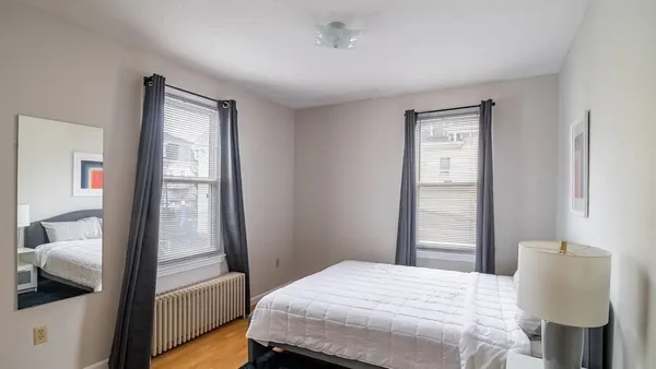 $4,000 | 88 Glen Street, Unit 2, Somerville, MA 02145