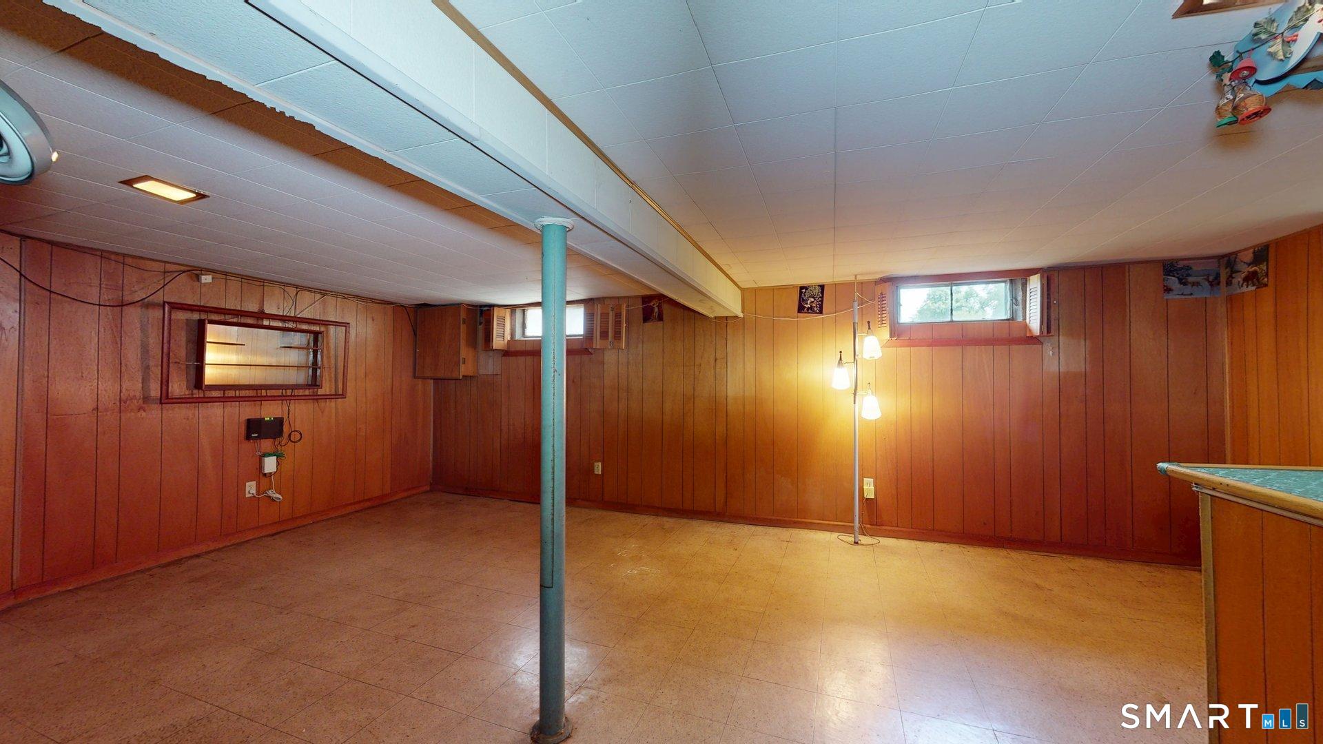5 Pershing Road Windsor Locks, CT 06096 - Photo 29 of 40