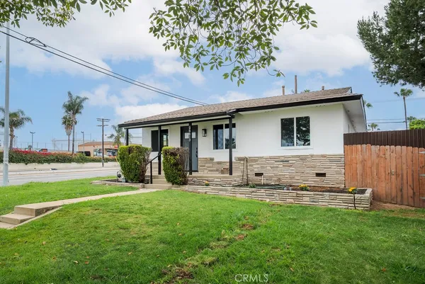 $849,500 | 26613 Leesdale Avenue, Harbor City, CA 90710