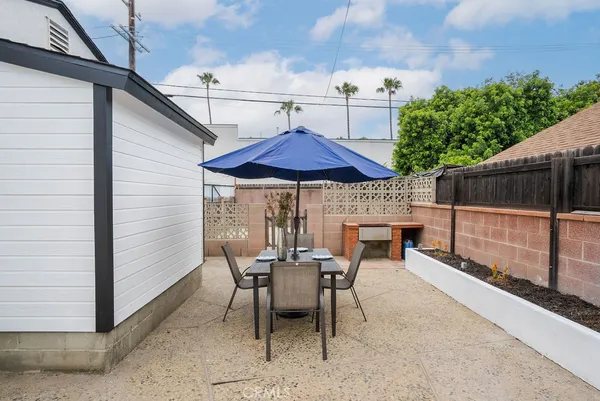 $849,500 | 26613 Leesdale Avenue, Harbor City, CA 90710
