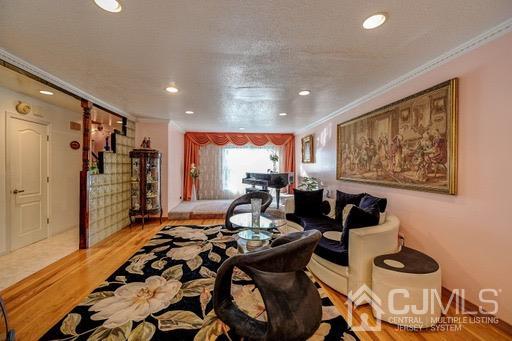 4806 Hana Road Edison, NJ 08817 - Photo 2 of 15 Gallery Image 2
