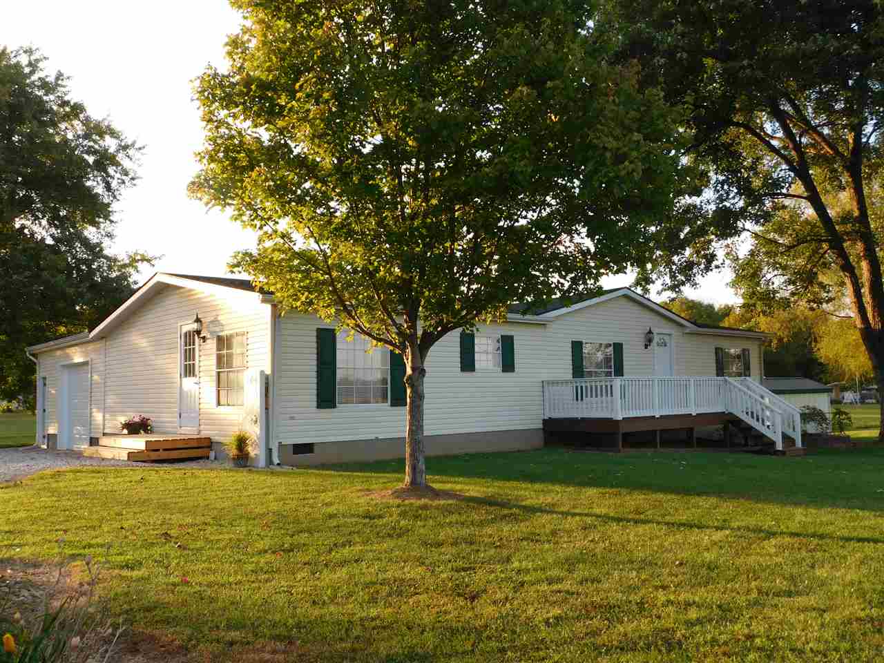 3499 South Pelzer Road Boonville, IN 47601 - Photo 8 of 31