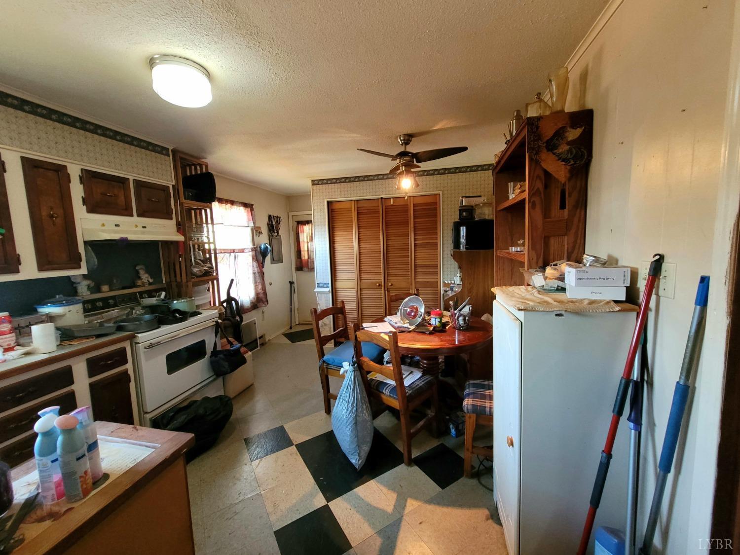 1188 Wisecarver Road Rustburg, VA 24588 - Photo 7 of 7 Gallery Image 7
