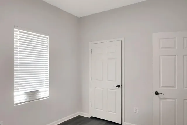 a view of empty room with window