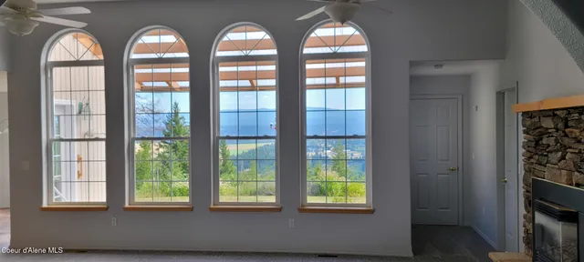 $650,000 | 271 Windswept Court, Naples, ID 83847