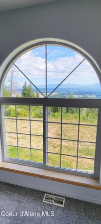 $650,000 | 271 Windswept Court, Naples, ID 83847