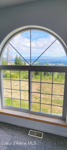 $650,000 | 271 Windswept Court, Naples, ID 83847