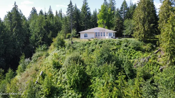 $650,000 | 271 Windswept Court, Naples, ID 83847