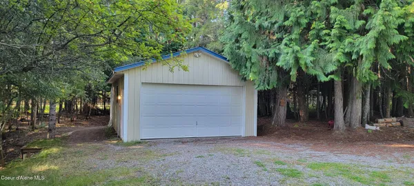 $650,000 | 271 Windswept Court, Naples, ID 83847