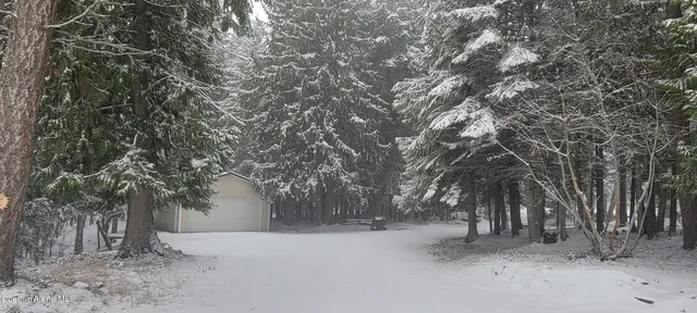 $650,000 | 271 Windswept Court, Naples, ID 83847