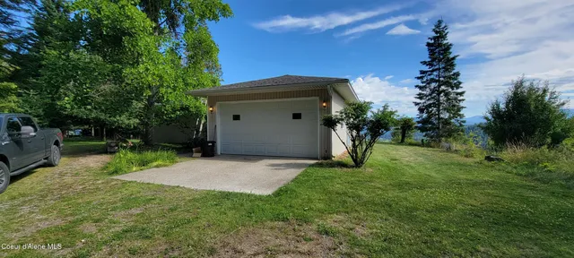 $650,000 | 271 Windswept Court, Naples, ID 83847