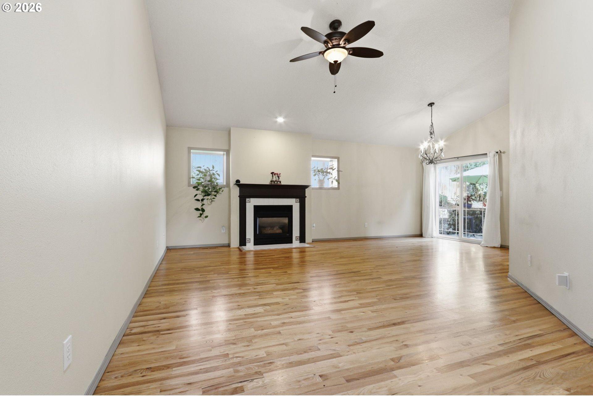 231 East Street Oregon City, OR 97045 - Photo 8 of 41 Gallery Image 8