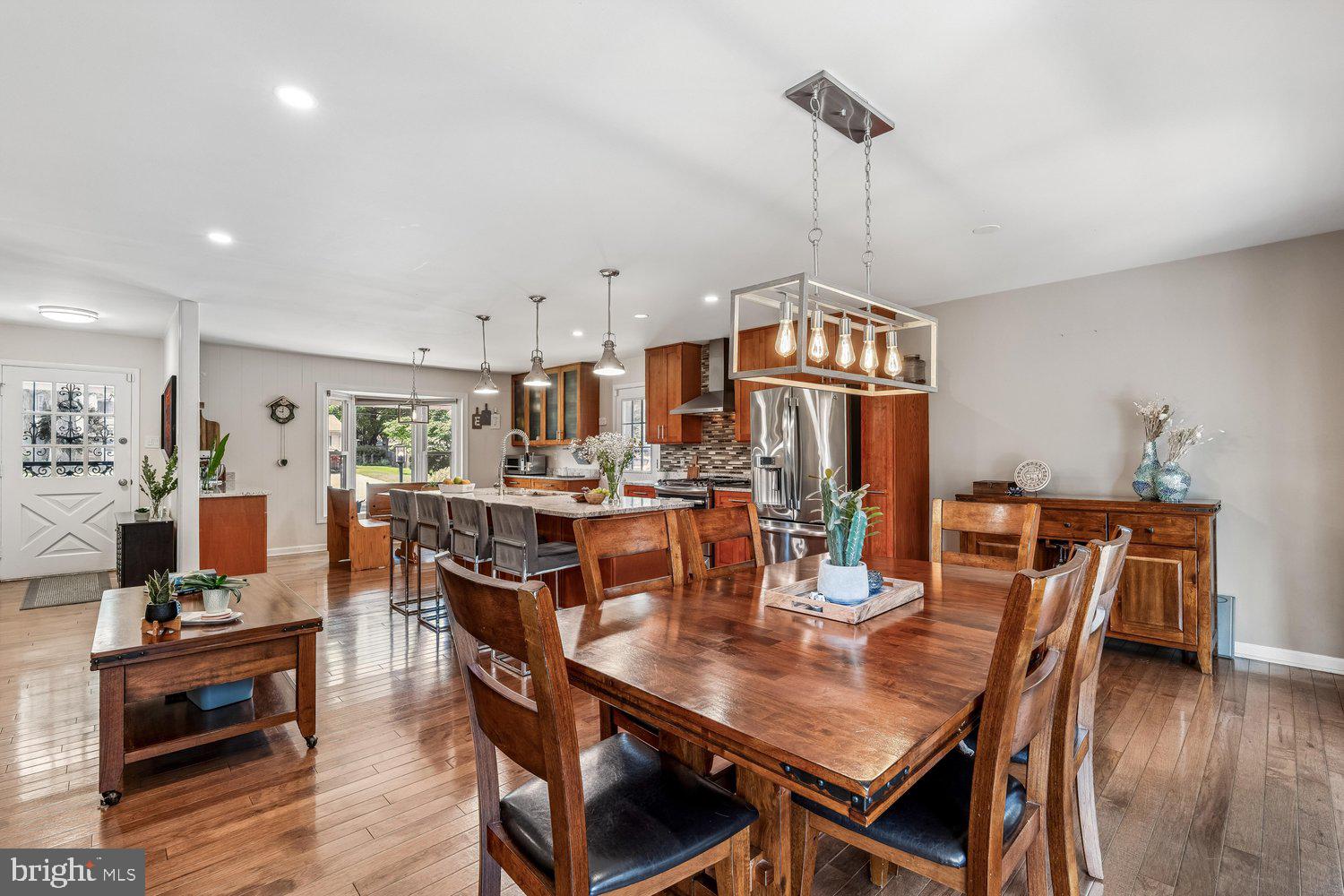 716 Carter Road Rockville, MD 20852 - Photo 15 of 55 Dining Room