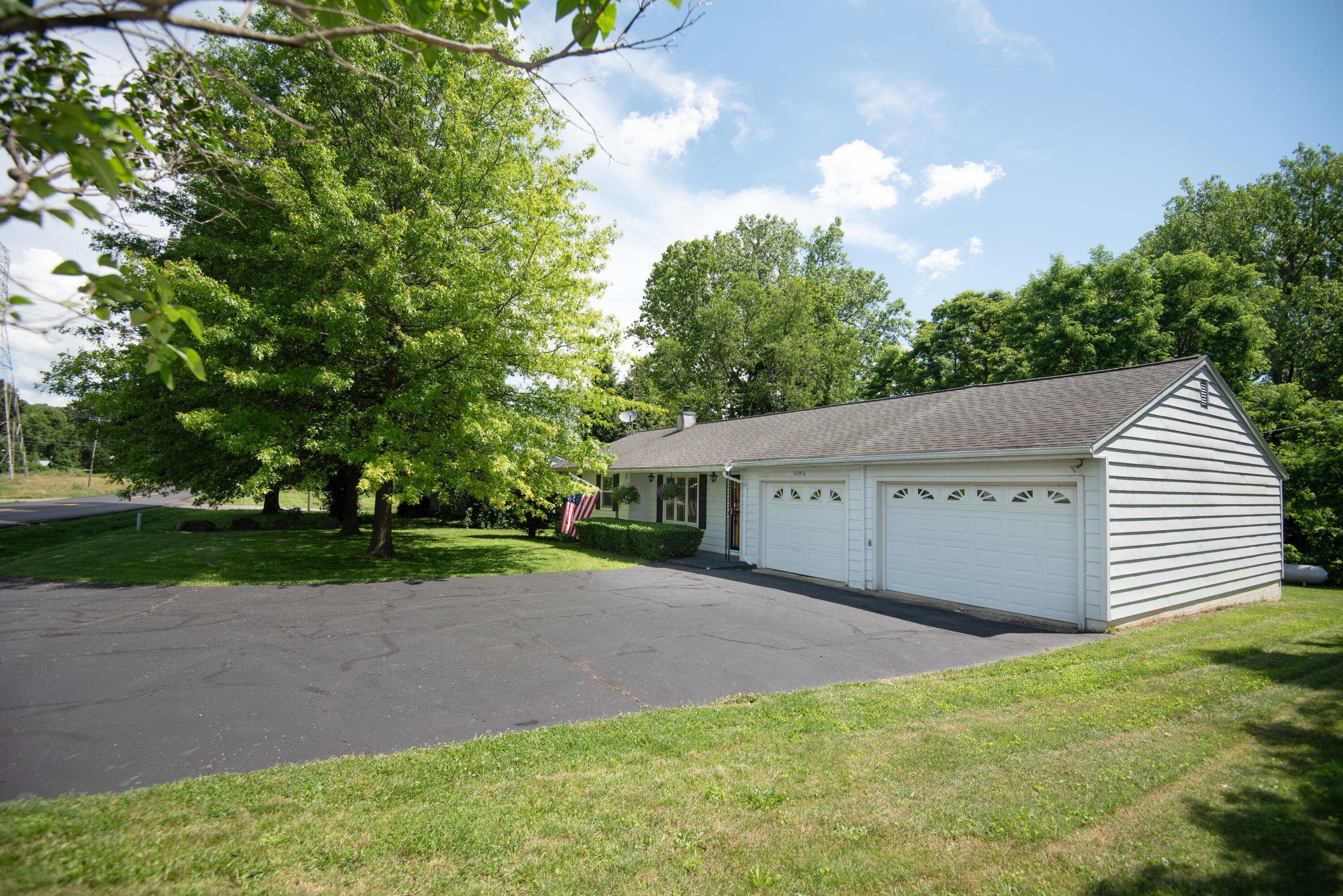 10950 Mt Vernon Road Utica, OH 43080 - Photo 3 of 42