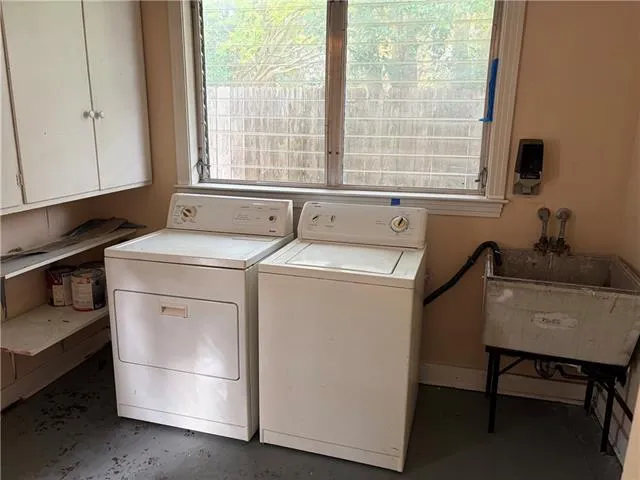 $2,250 | 210 East William David Parkway, Metairie, LA 70005