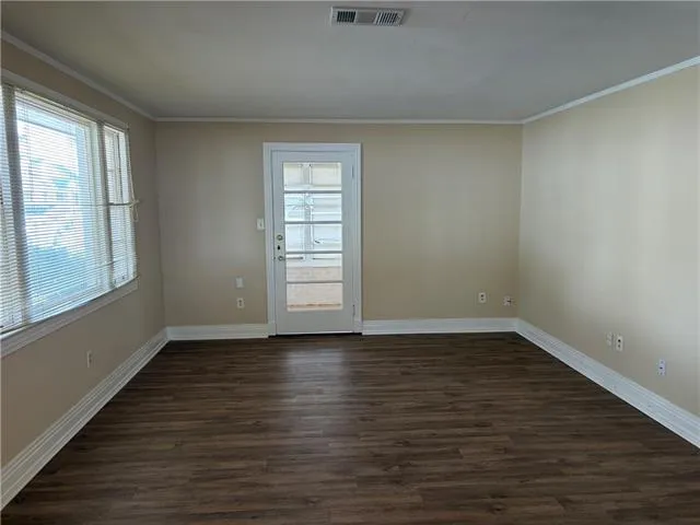 $2,250 | 210 East William David Parkway, Metairie, LA 70005