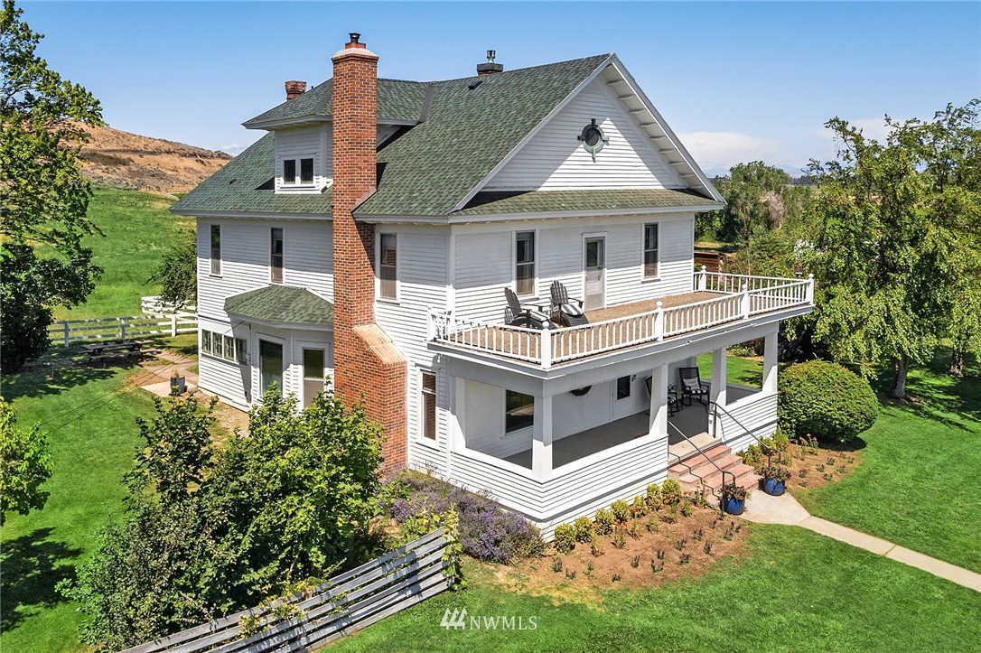 4311 Umptanum Road Ellensburg, WA 98926 - Photo 1 of 39 Gallery Image 1