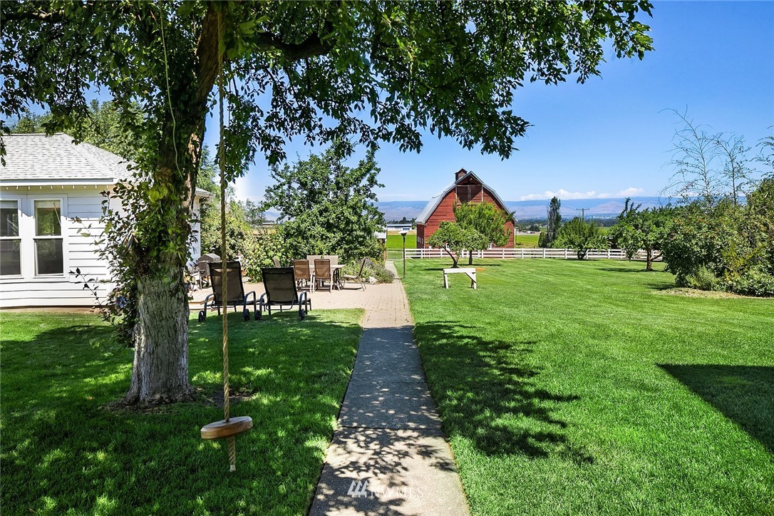 4311 Umptanum Road Ellensburg, WA 98926 - Photo 4 of 39 Gallery Image 4