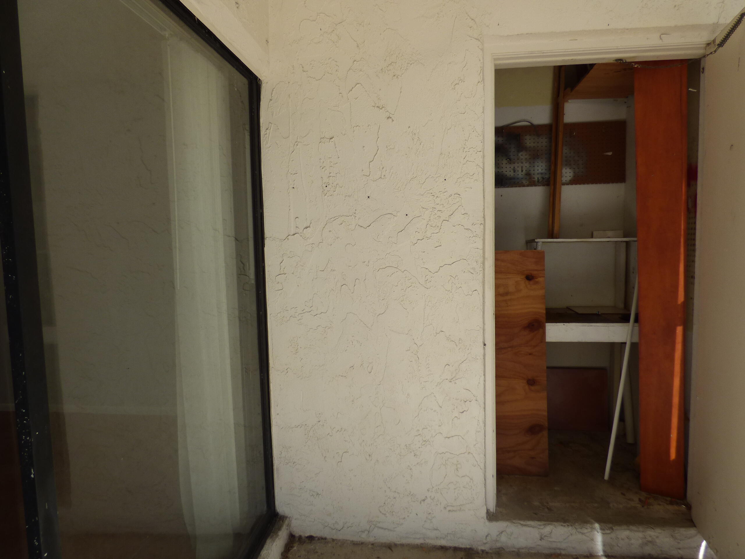 132 South Cypress Road, Unit 514 Pompano Beach, FL 33060 - Photo 22 of 48 a bathroom with a sink