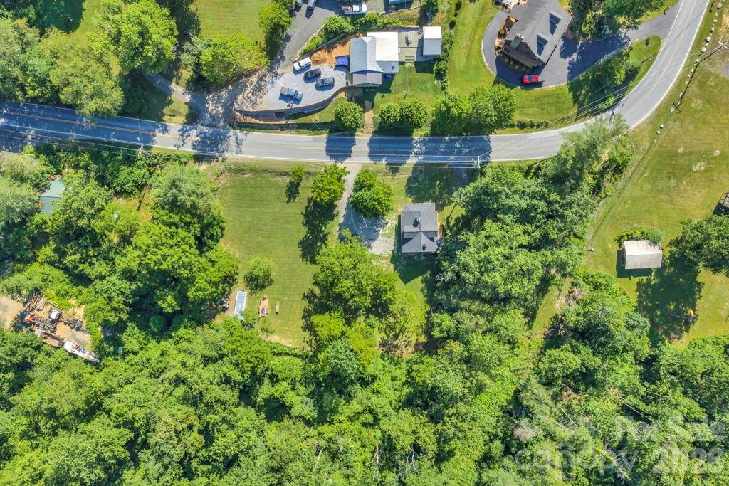 1415 Roan Road Spruce Pine, NC 28777 - Photo 39 of 42