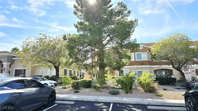$1,690 | 830 Carnegie Street, Unit 1224, Henderson, NV 89052