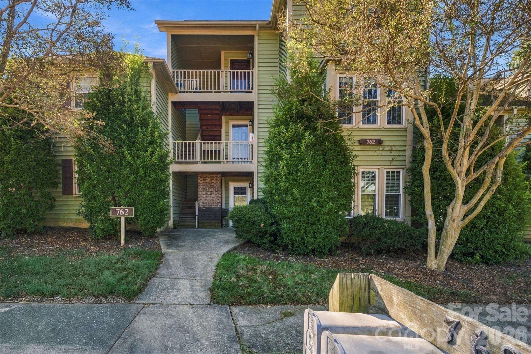 762 Marsh Road, Unit 7 Charlotte, NC 28209 - Photo 3 of 38 Gallery Image 3