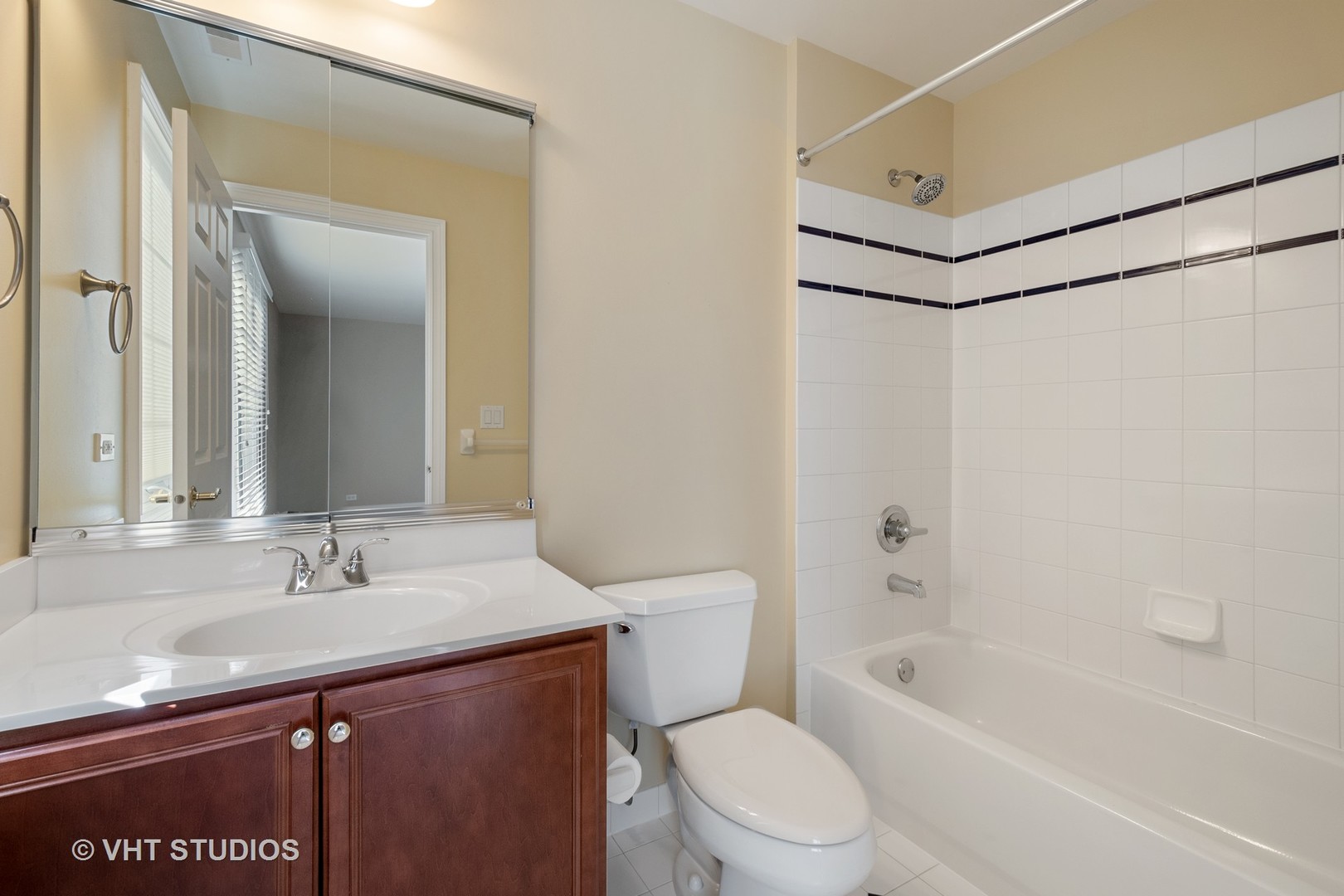 1008 Ridgeview Drive Inverness, IL 60010 - Photo 13 of 28