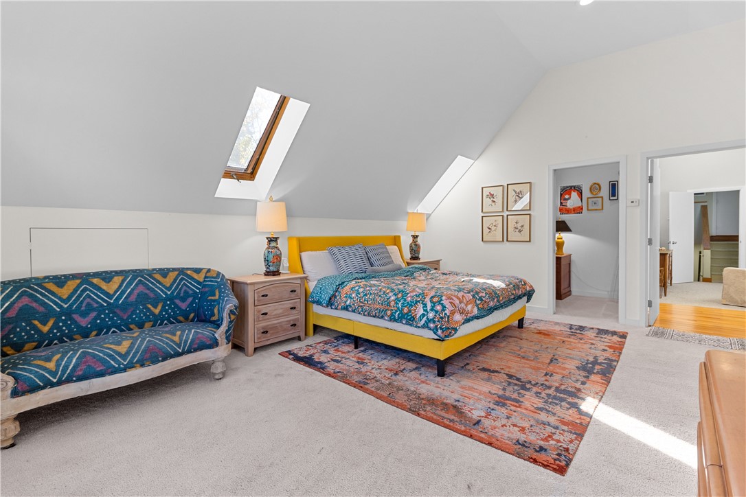 8 Linden Road Barrington, RI 02806 - Photo 11 of 37