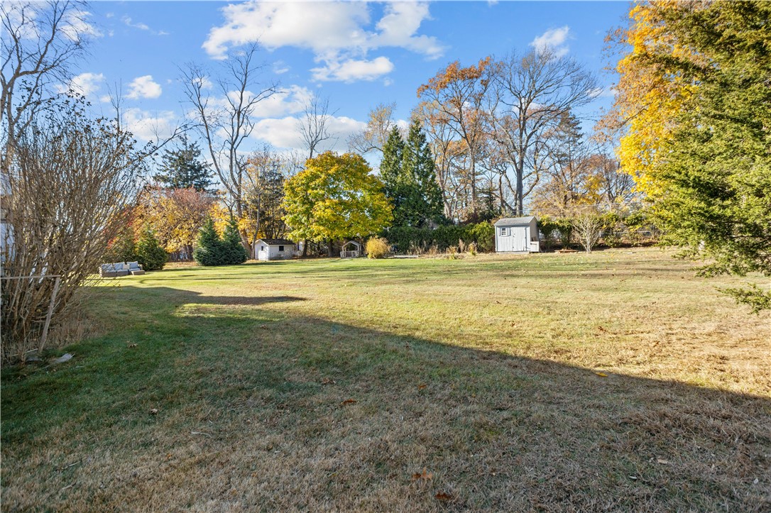 8 Linden Road Barrington, RI 02806 - Photo 31 of 37